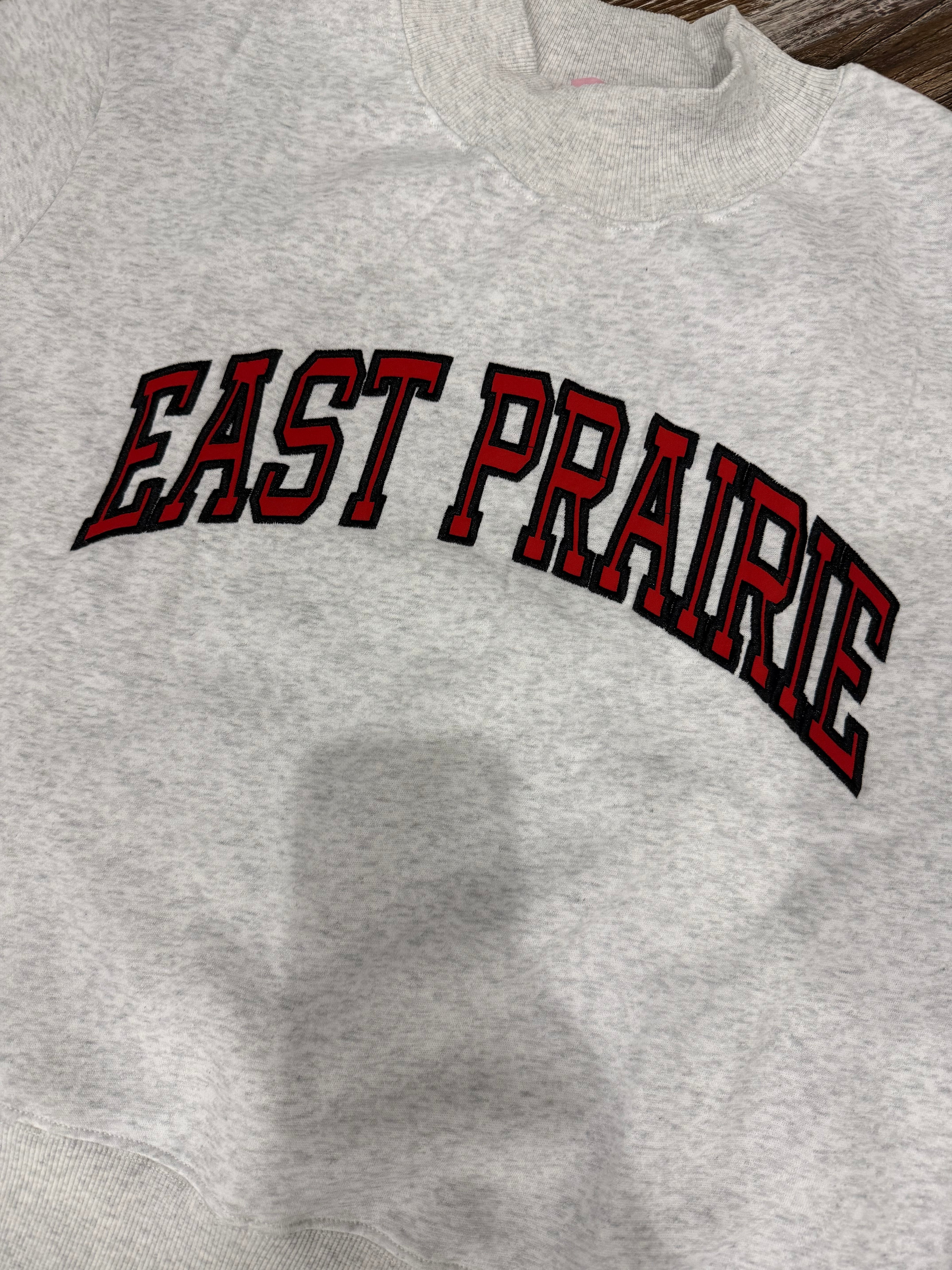 East Praire Embroidered Appliqué Mock Neck